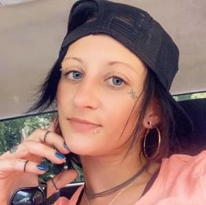 Meet your Posher, Manda